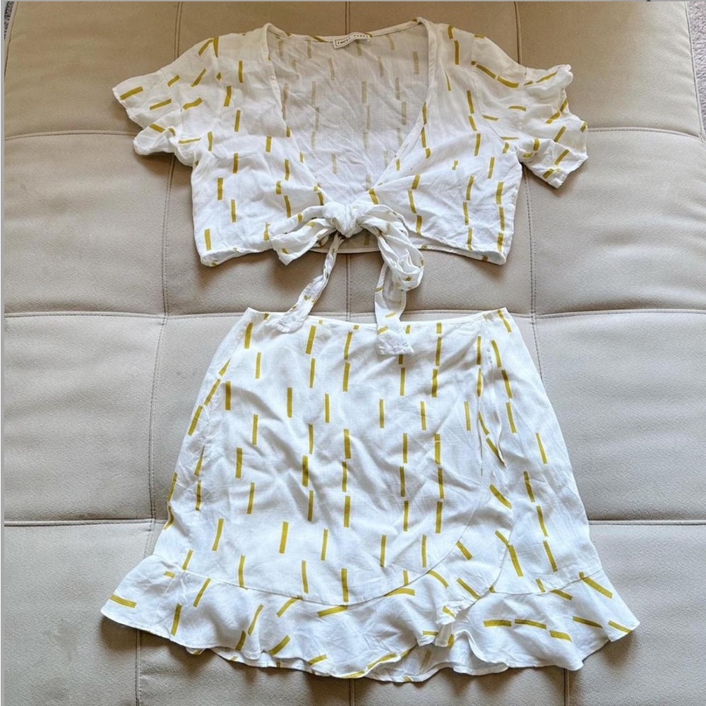 2 piece Pitaya top/skirt set size small